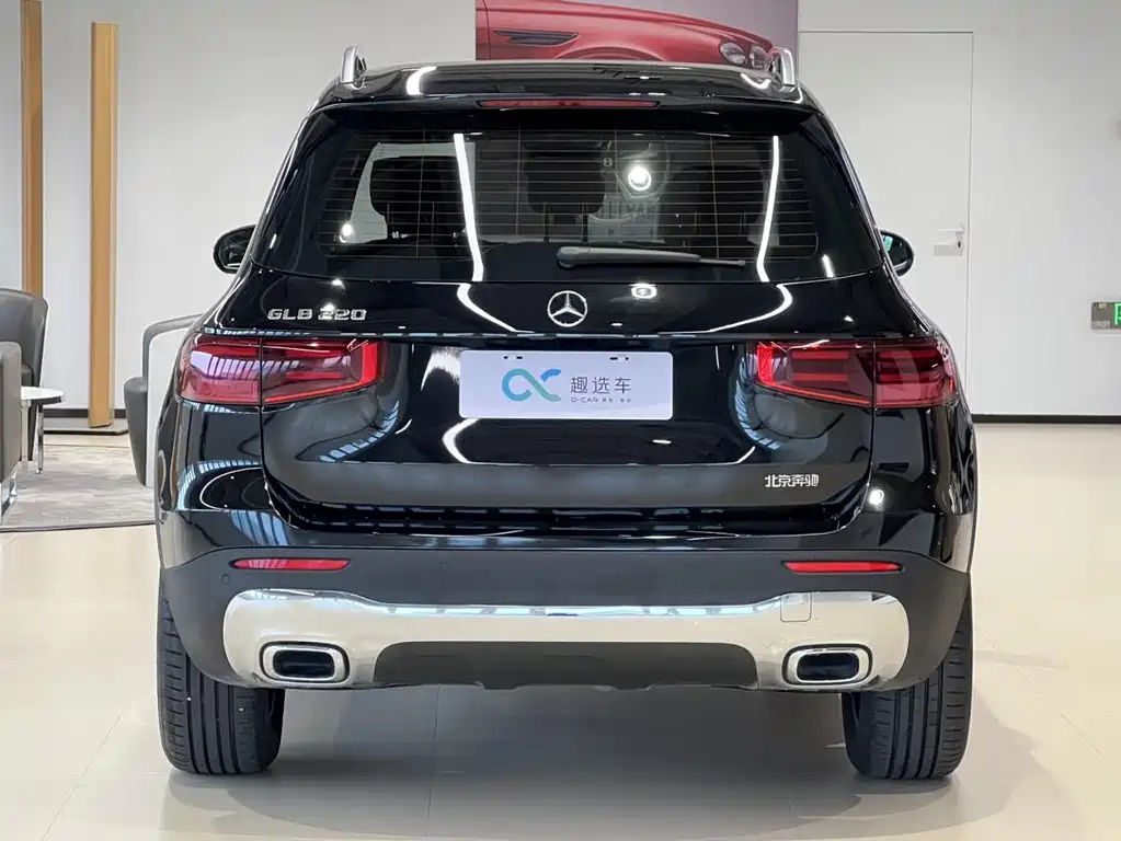 Mercedes-Benz GLB 2024