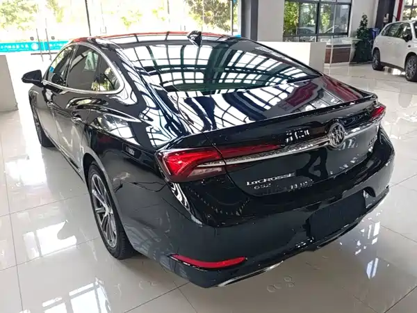 Buick LaCrosse 2022