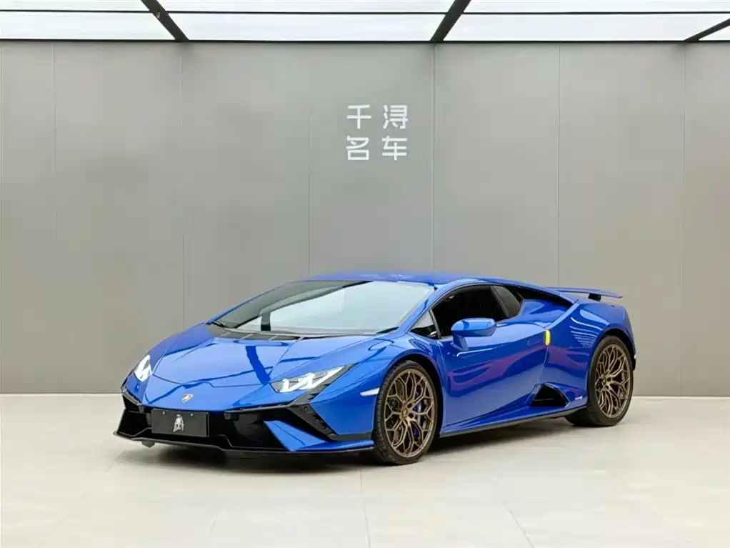 Lamborghini Huracán 2025