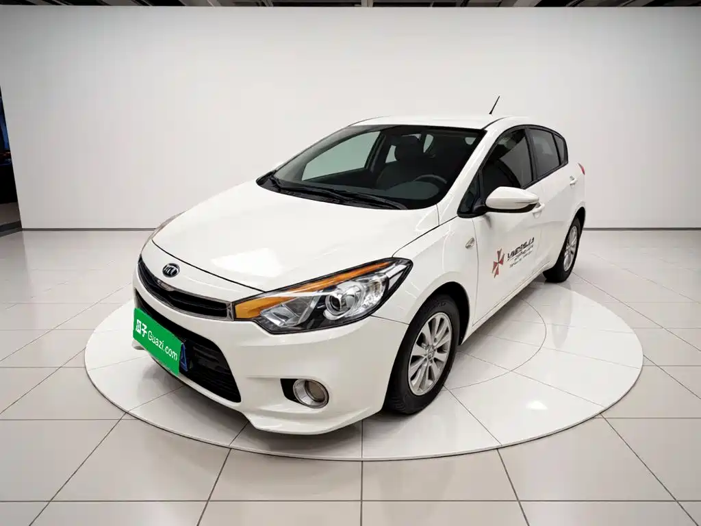 Kia K3S 2015