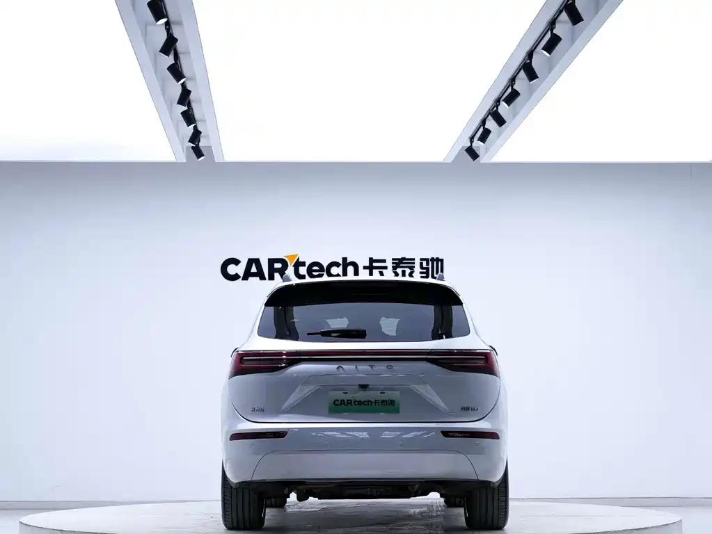 AITO M7 2024 — фото 3