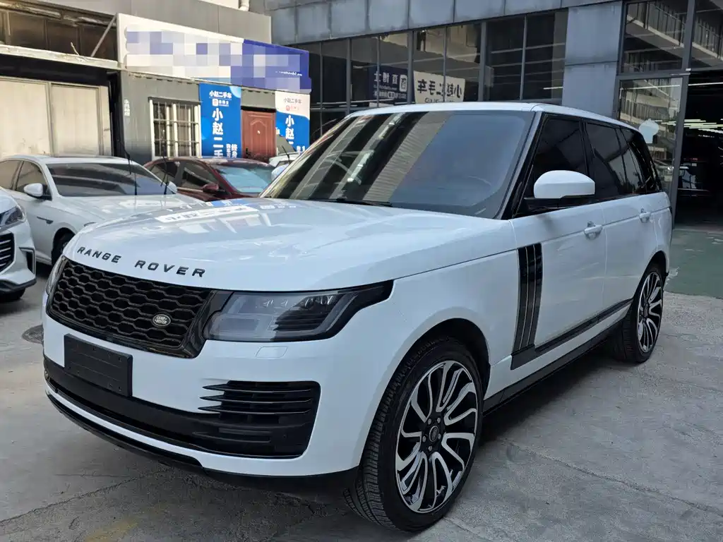 Land Rover Range Rover 2018 — фото 1