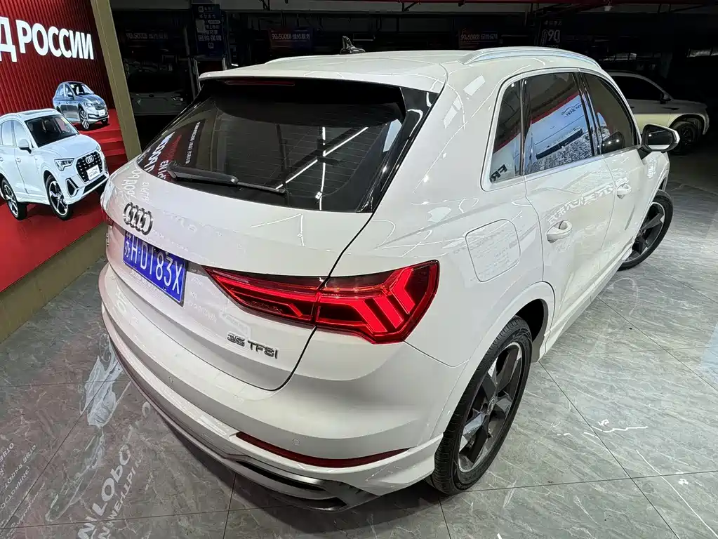 Audi Q3 2022 — фото 5