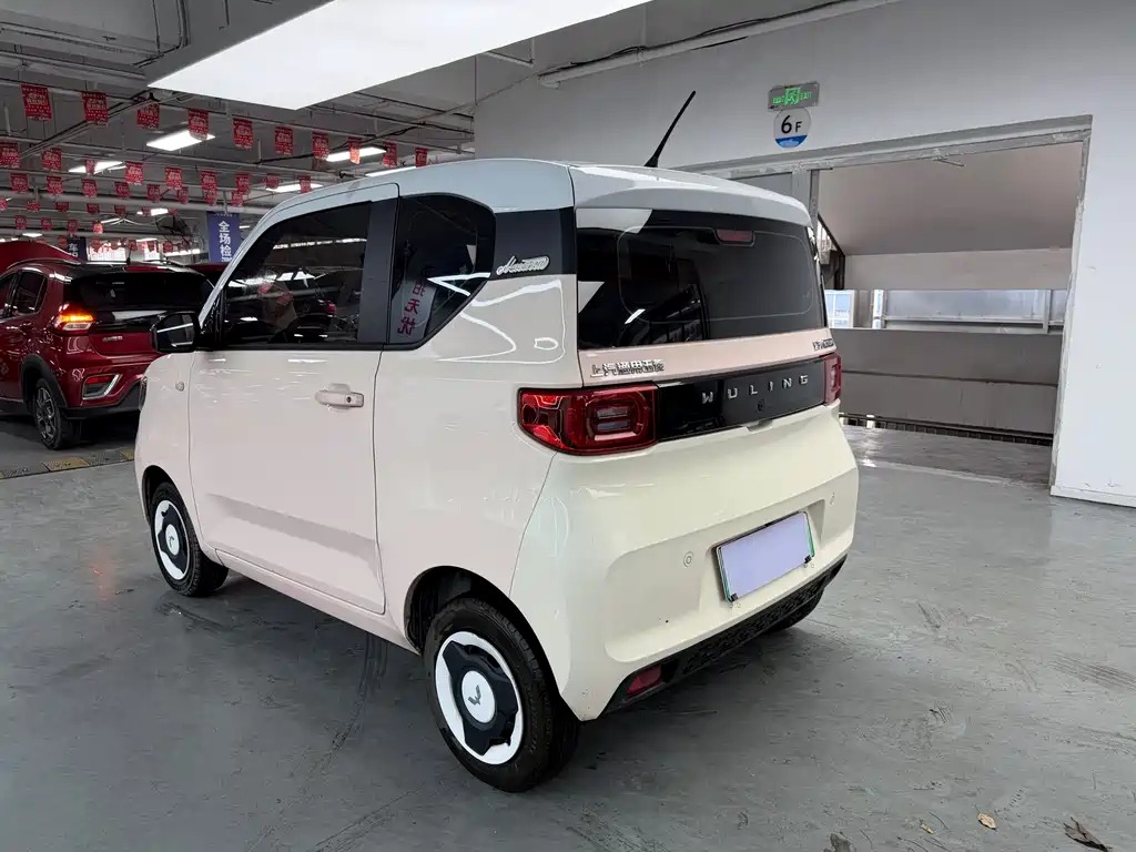 Wuling MINIEV 2021 — фото 12