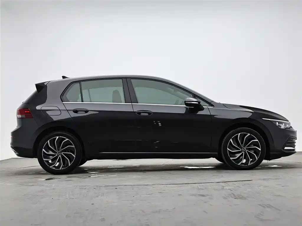 Volkswagen Golf 2022