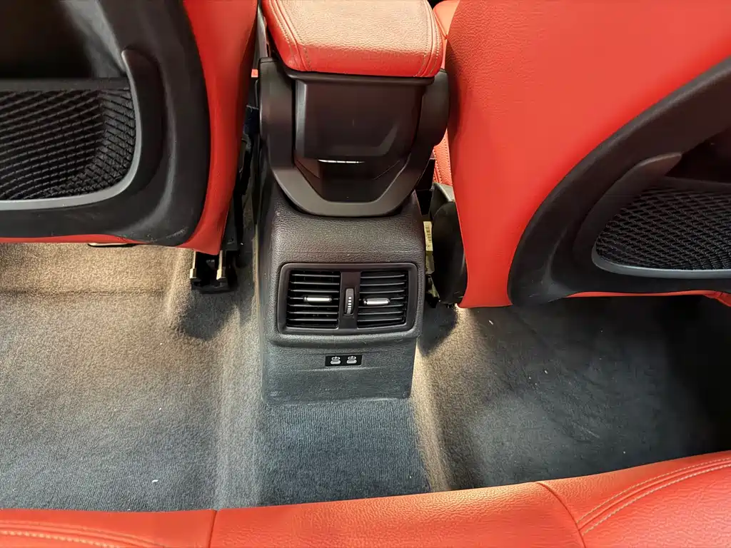 BMW X2 2023 — фото 11