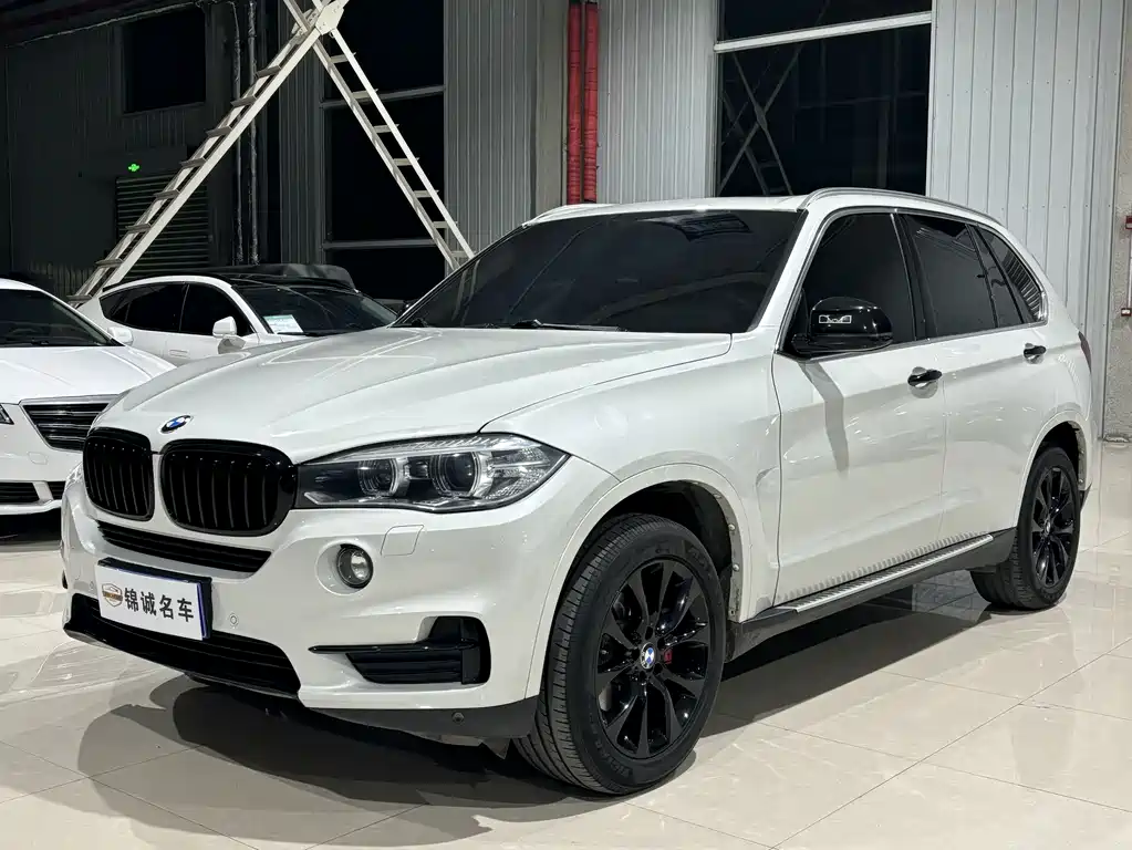 BMW X5 2018 — фото 1