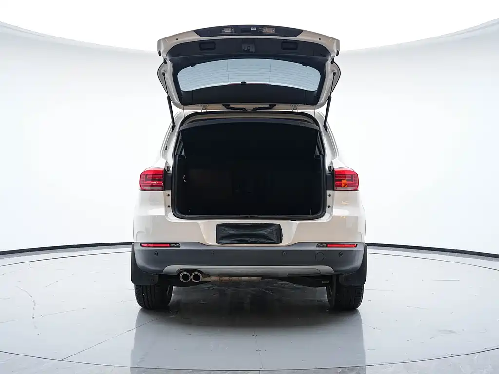 Volkswagen Tiguan 2016 — фото 7