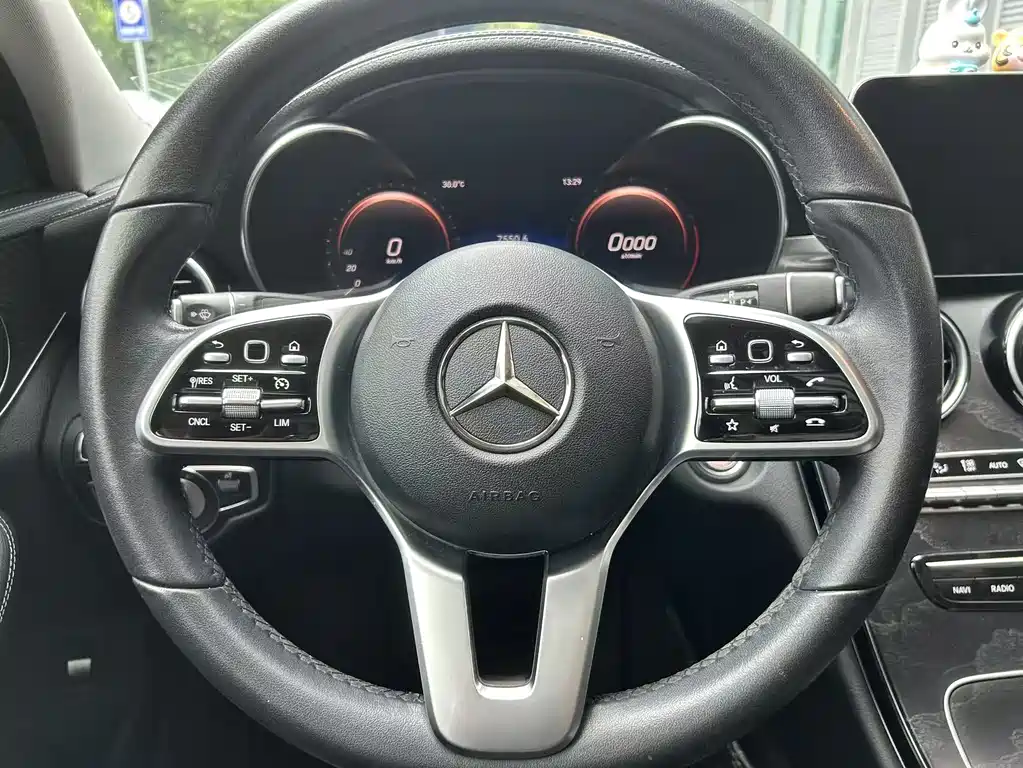 Mercedes-Benz C-Class 2018 — фото 12