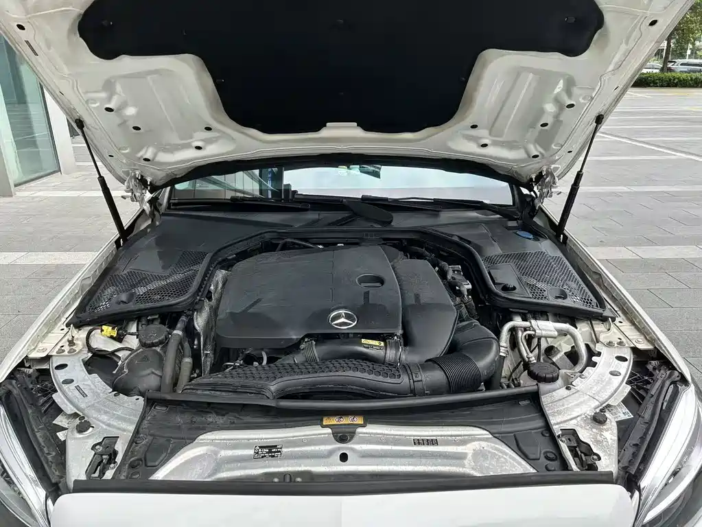 Mercedes-Benz C-Class 2018 — фото 7
