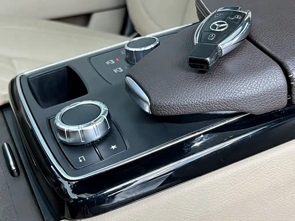 Mercedes-Benz GLE 2018 — фото 19