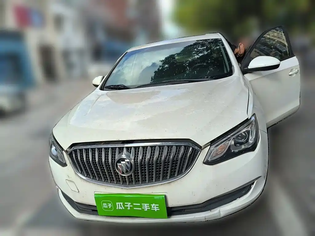 Buick Excelle 2015 — фото 24