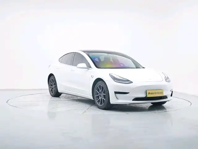 Tesla Model 3 2019 — фото 2