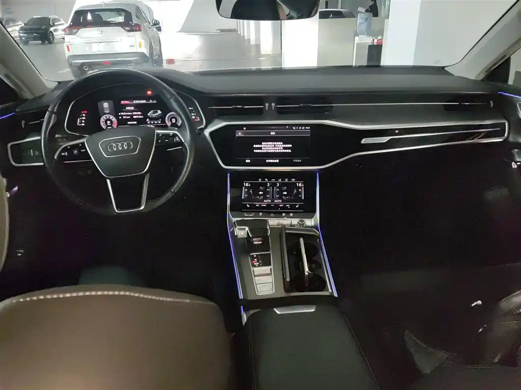 Audi A7 2024 — фото 12