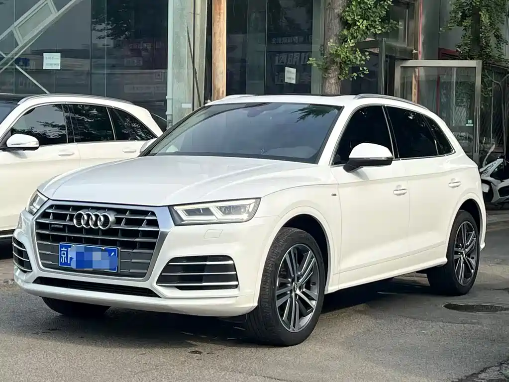 Audi Q5L 2019