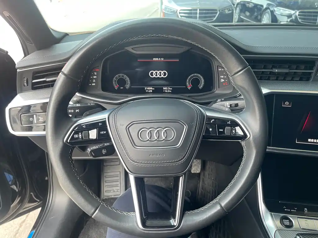 Audi A6L 2023 — фото 10