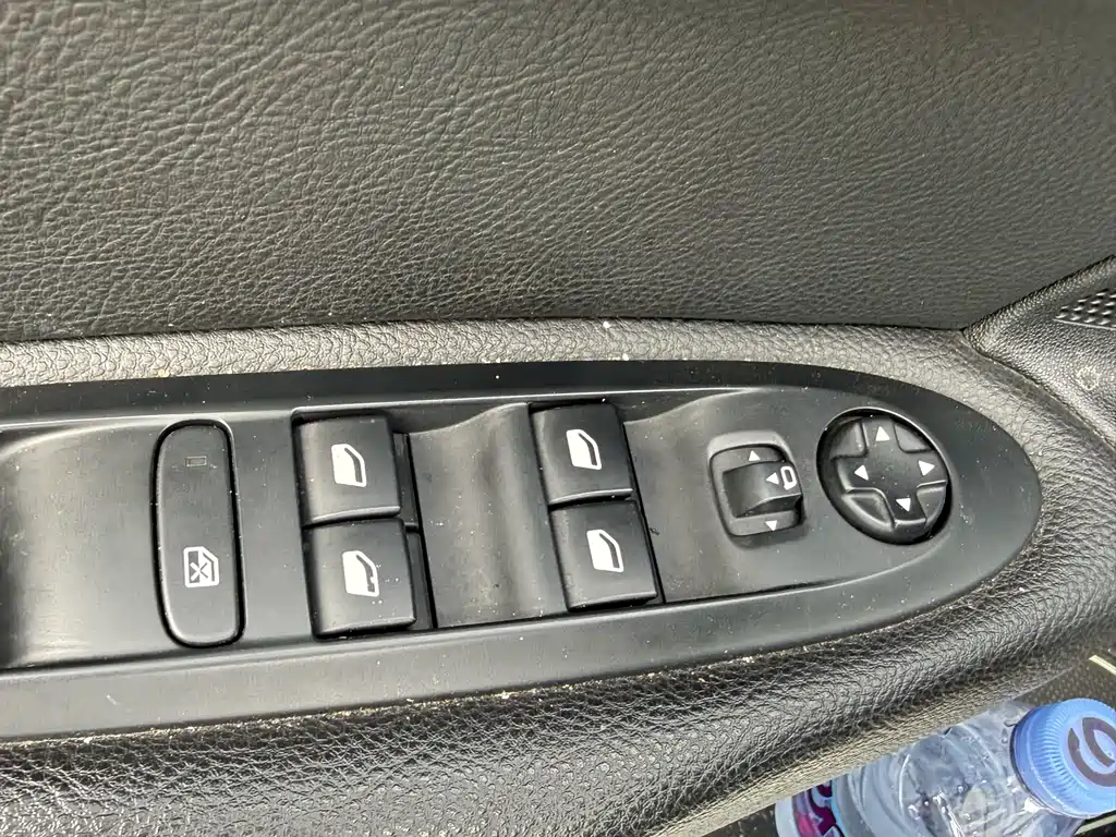 Citroen C4L 2015 — фото 6
