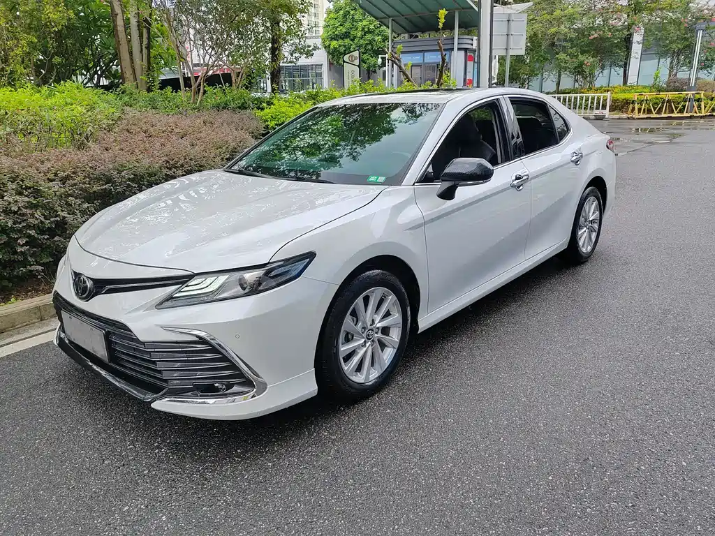 Toyota Camry 2023