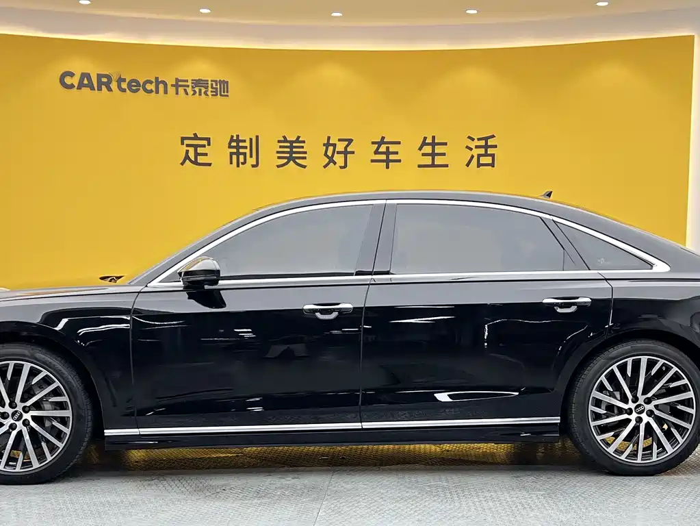 Audi A8 2023 — фото 43
