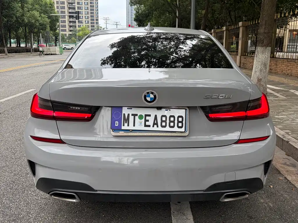 BMW 3 Series 2022