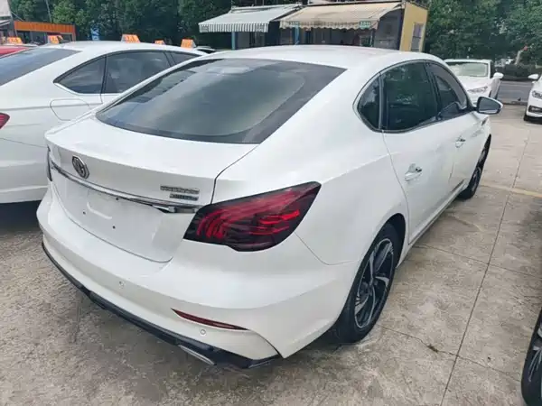 MG MG6 2021