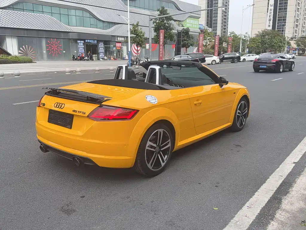 Audi TT 2017 — фото 9
