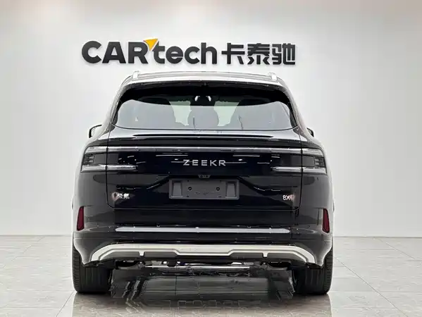 Zeekr 8X 2026