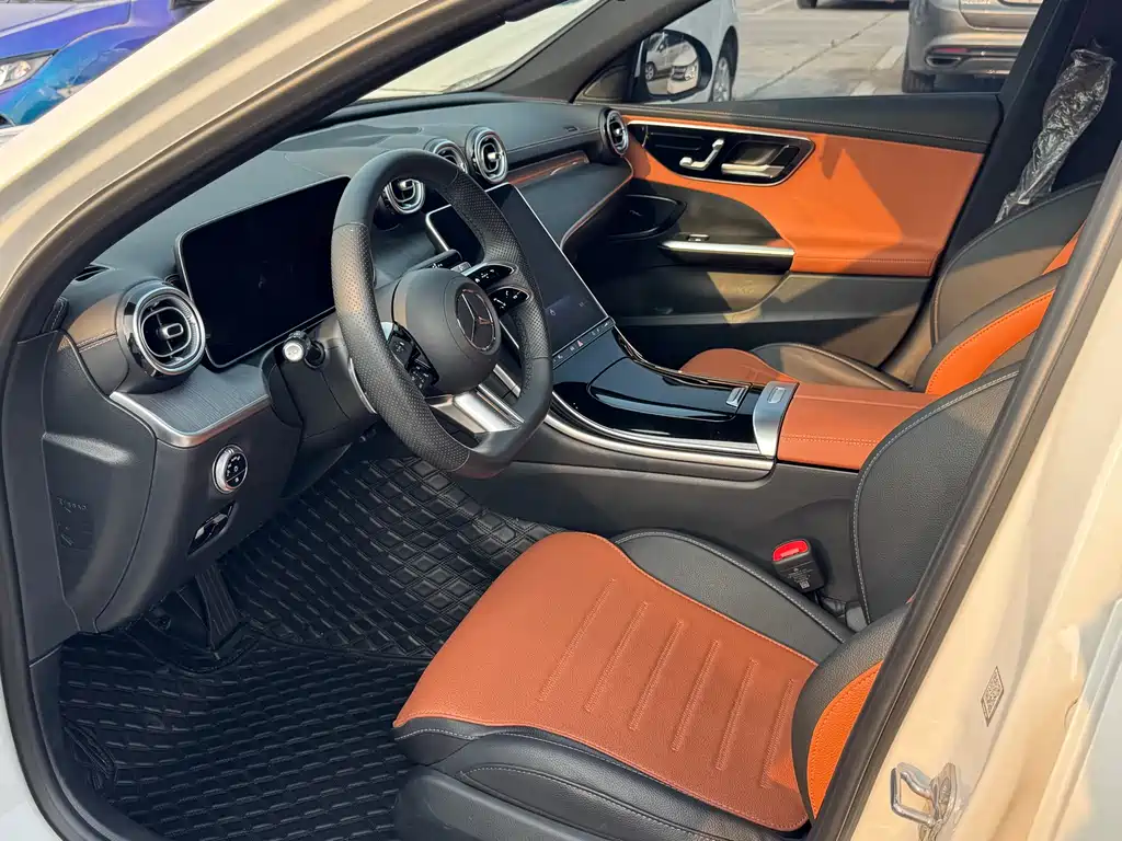 Mercedes-Benz C-Class 2023