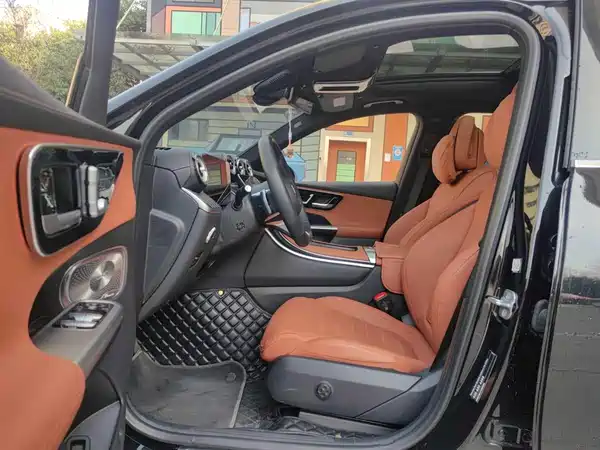 Mercedes-Benz GLC 2024