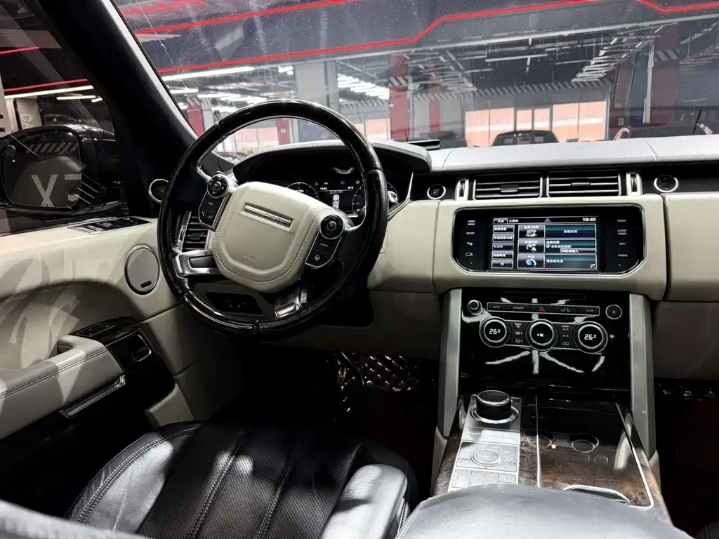 Land Rover Range Rover 2014 — фото 14