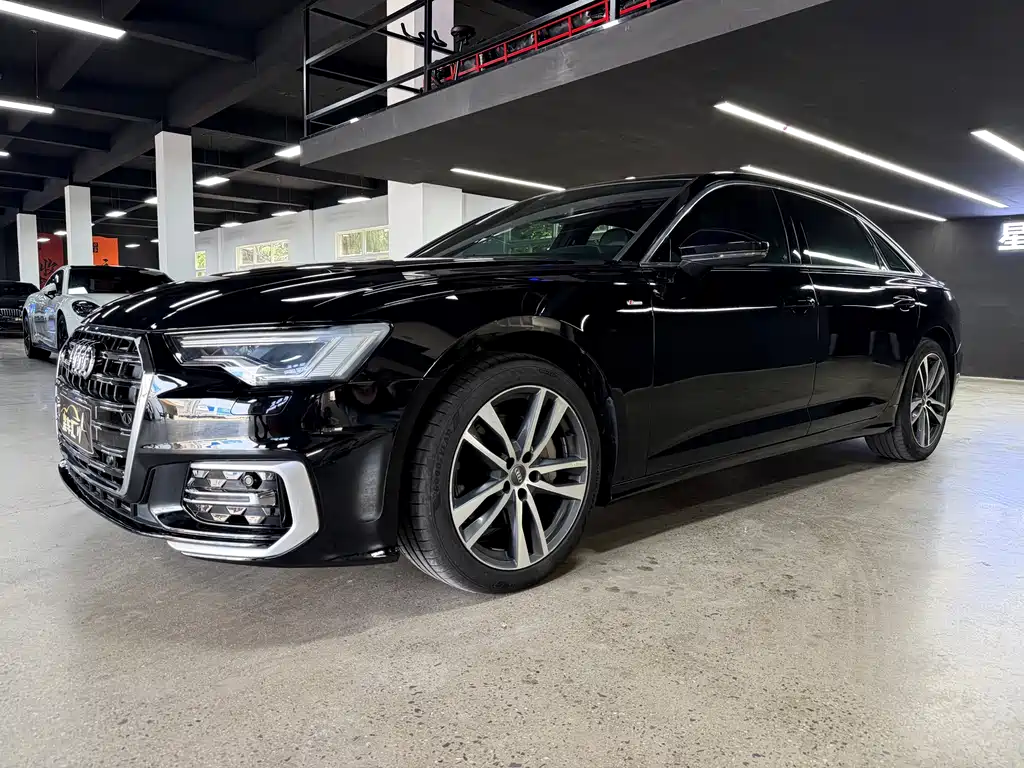 Audi A6L 2019 — фото 1