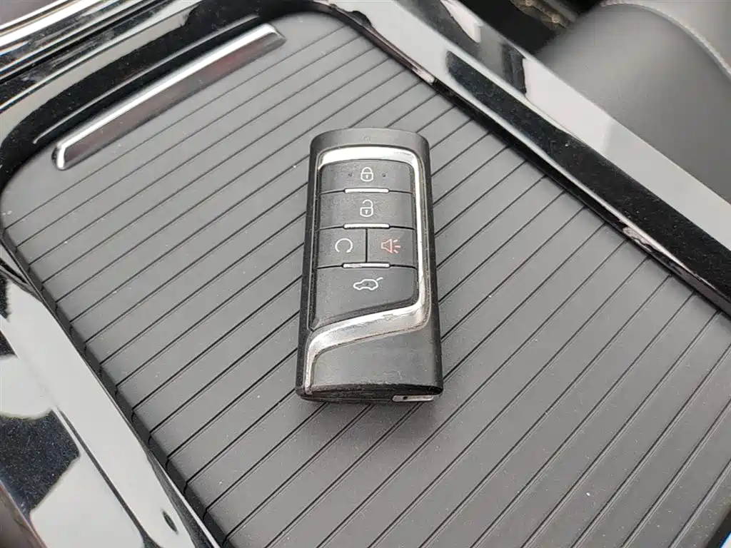 GAC Motor Trumpchi M6 2024 — фото 9