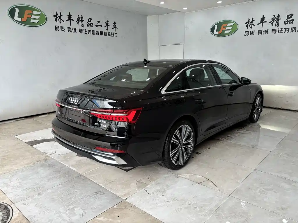 Audi A6L 2025