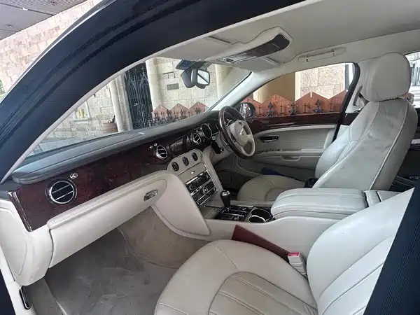 Bentley Mulsanne 2012