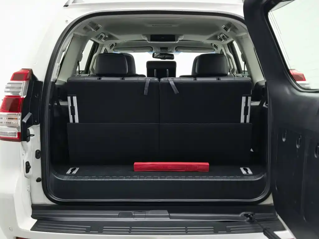 Toyota Prado 2017 — фото 16