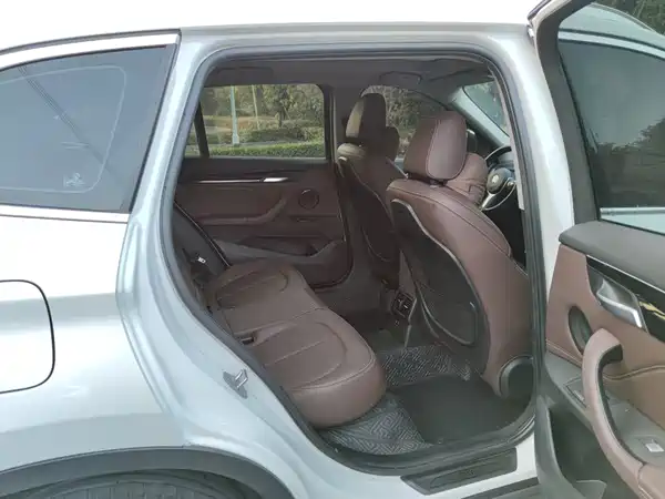 BMW X1 2023