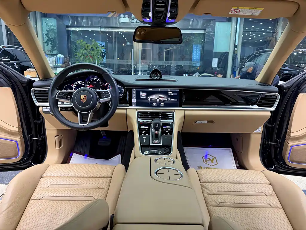 Porsche Panamera 2018 — фото 15