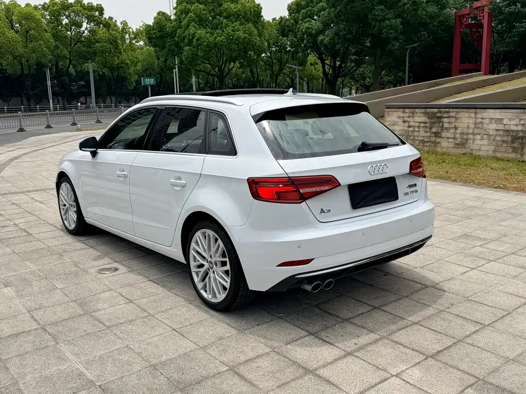 Audi A3 2018 — фото 6