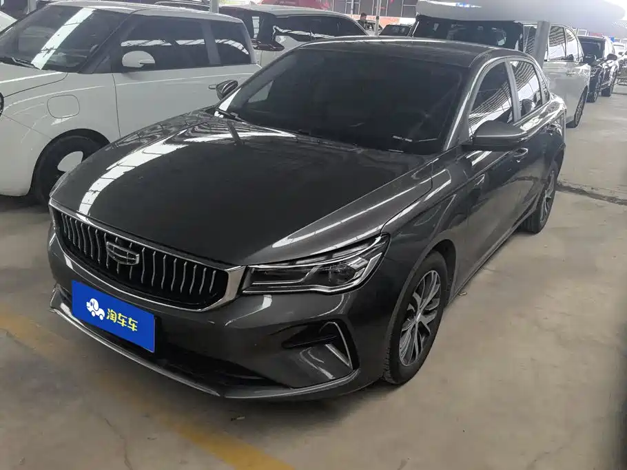 Geely Emgrand 2024