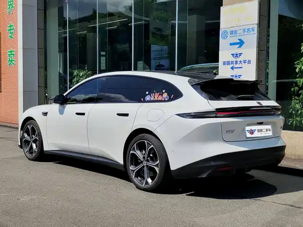 NIO ET5T 2024