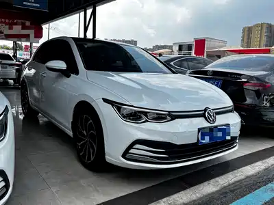 Volkswagen Golf 2023