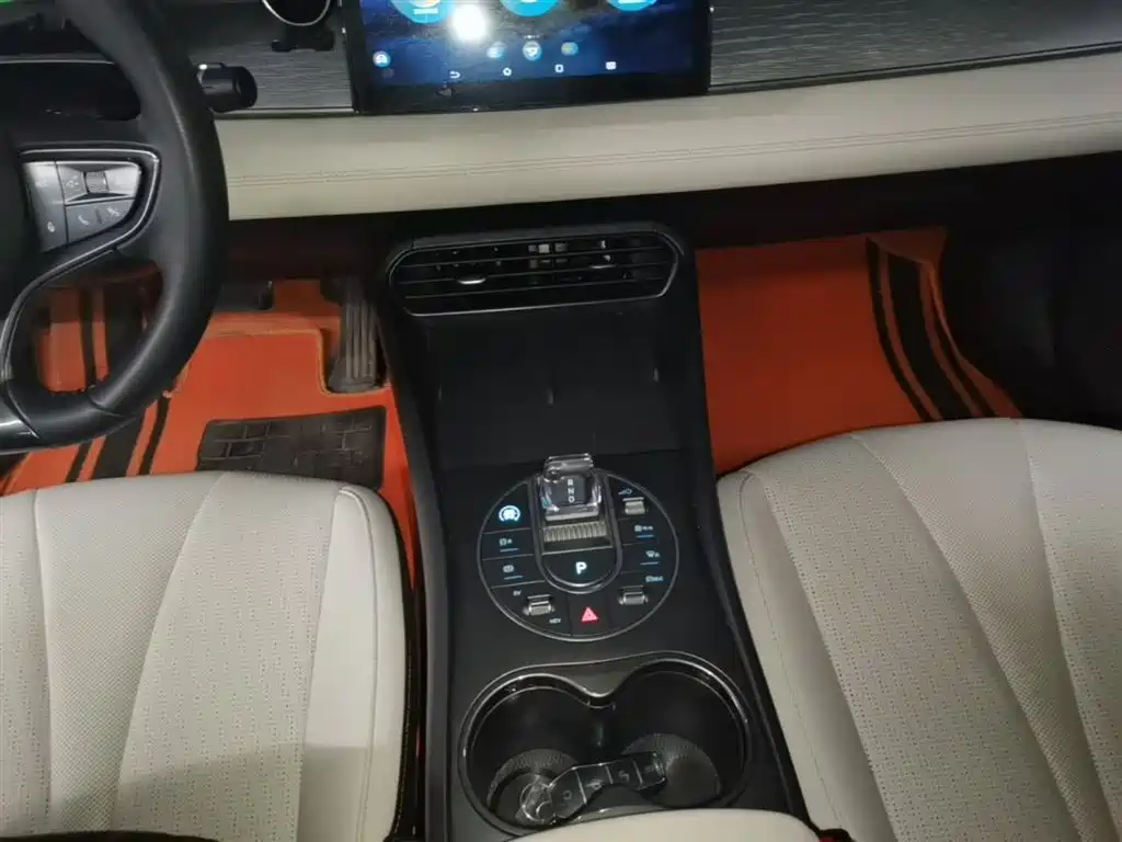 BYD Seal 05 DM-i 2025 — фото 14