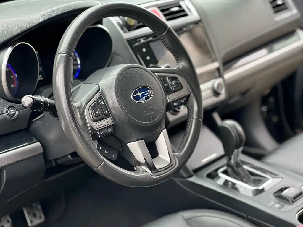 Subaru Outback 2015 — фото 17