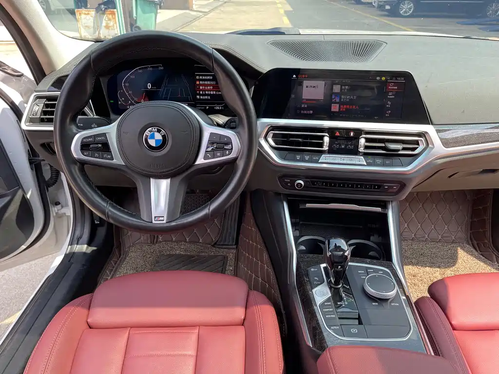 BMW 3 Series 2021 — фото 11