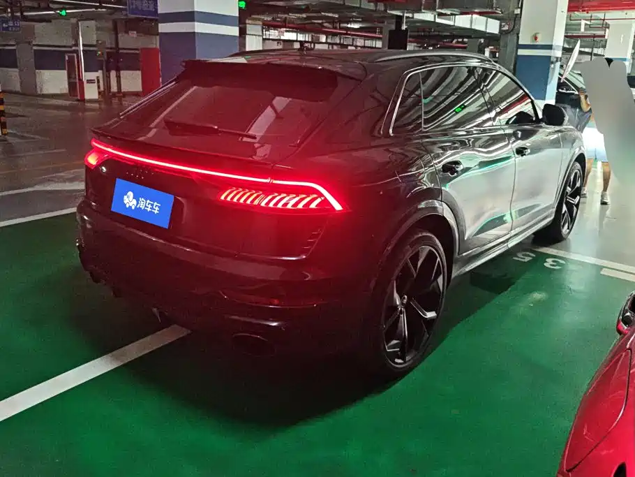Audi RS Q8 2022 — фото 3