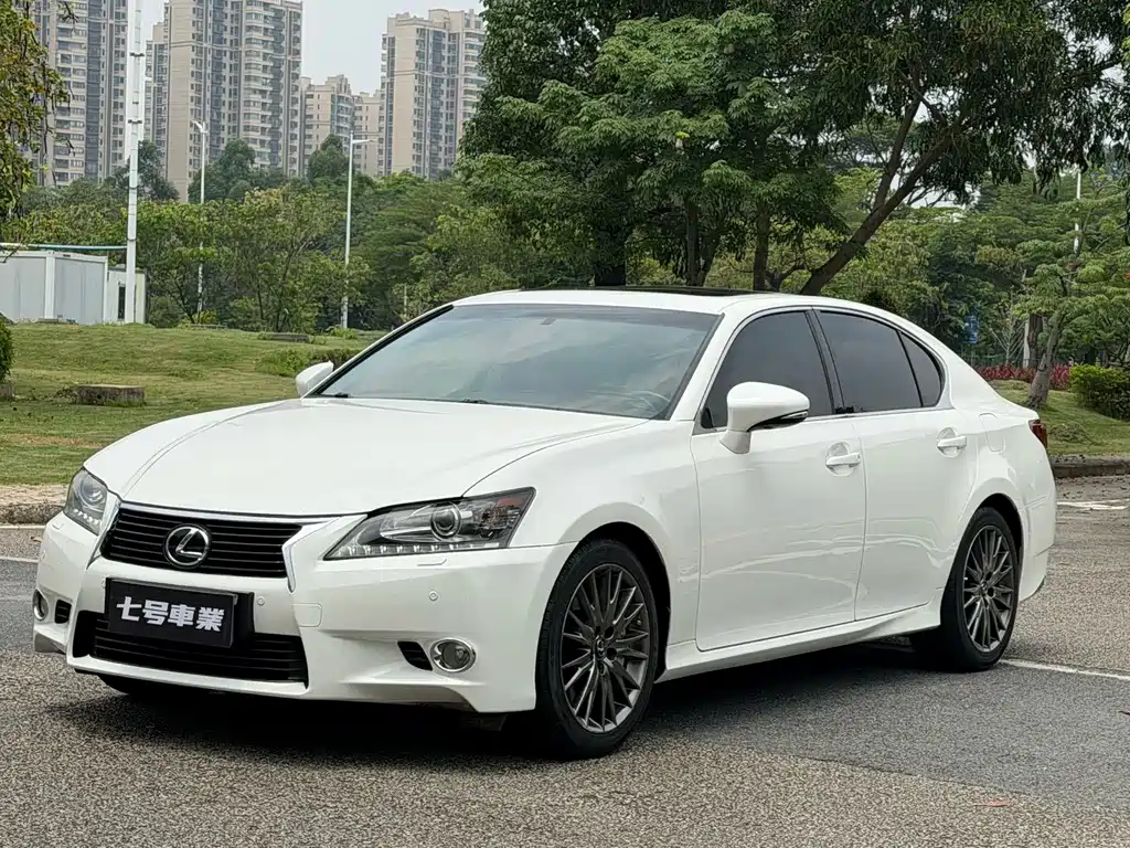 Lexus GS 2013 — фото 1
