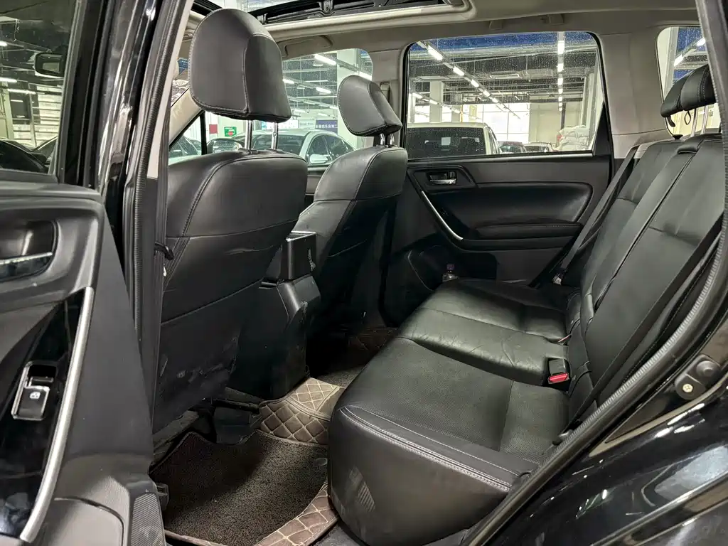 Subaru Forester 2016