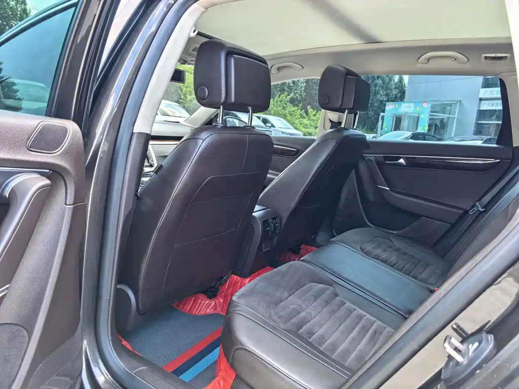 Volkswagen Magotan 2015