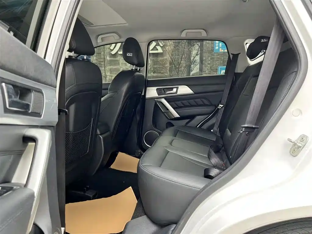Haval H2 2015 — фото 17