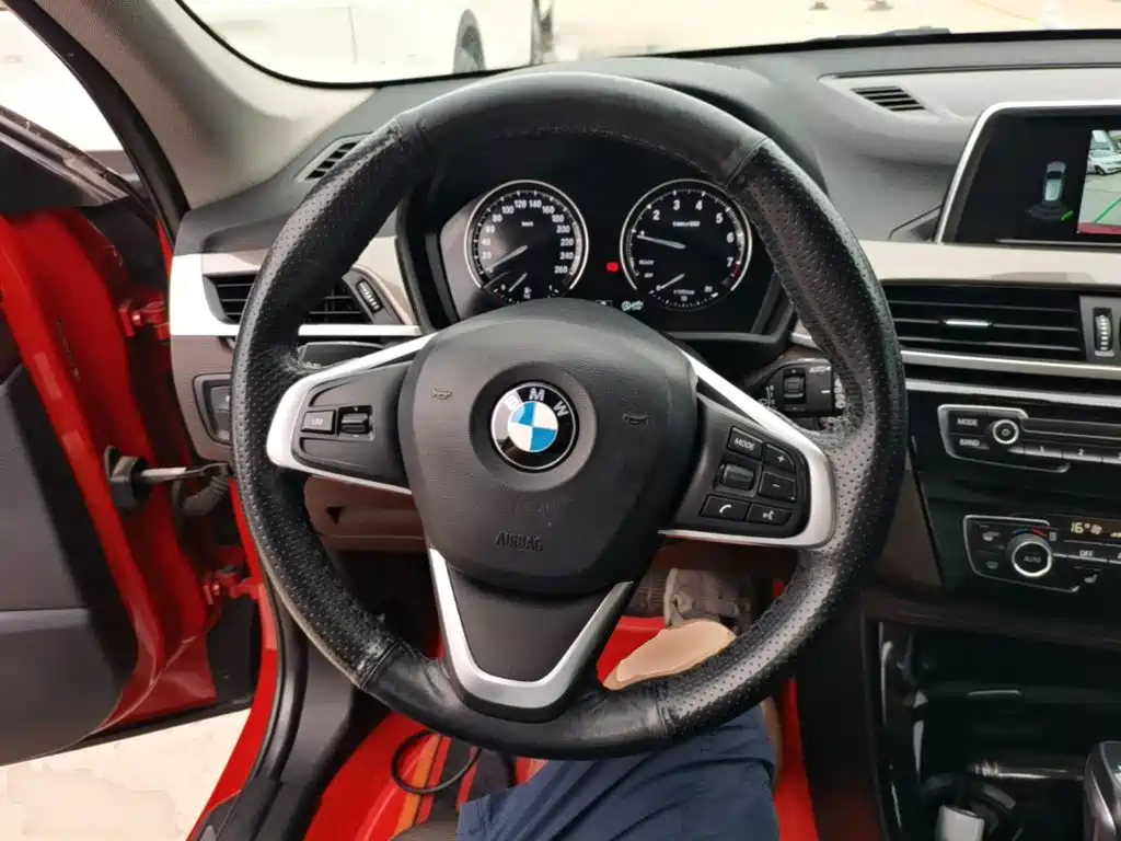 BMW X1 2019 — фото 11